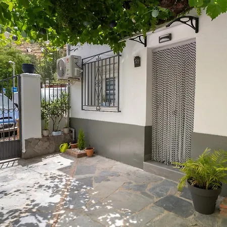 Estudio Al-zawiya El Rio Homestay